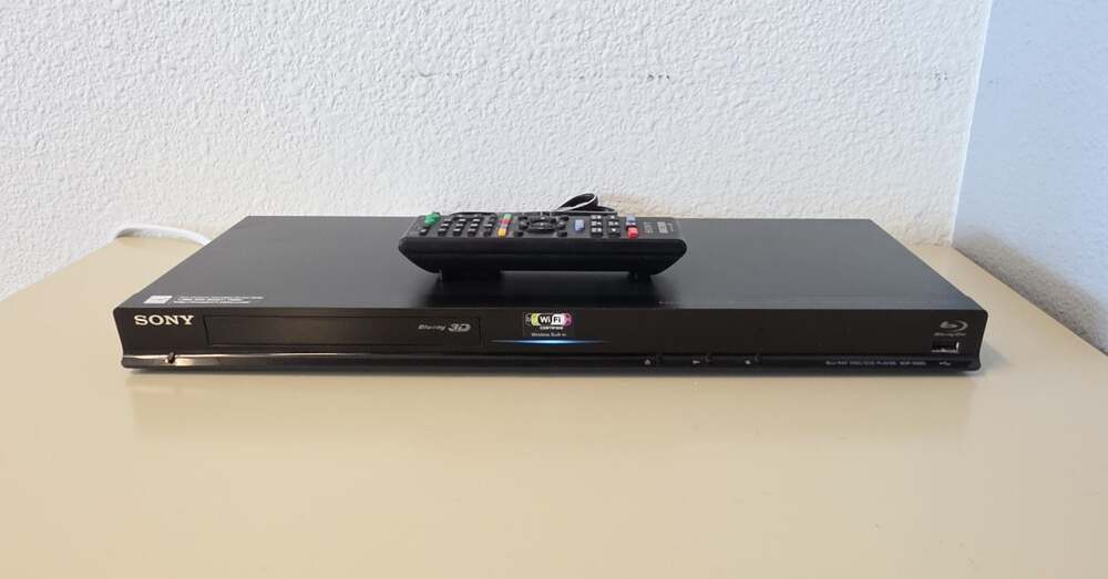 Sony BDP-S580 3D Blu-ray/DVD/CD Player with Remote (no backing) Tested & Works!
